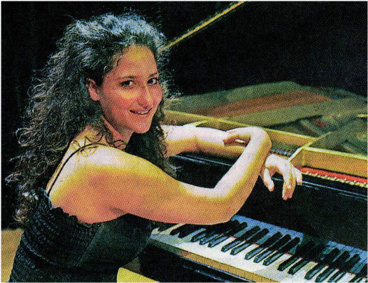 Meryem Natalie Akdenizli sorgte in der Klosterkirche für ein fantastisches Konzerterlebnis.